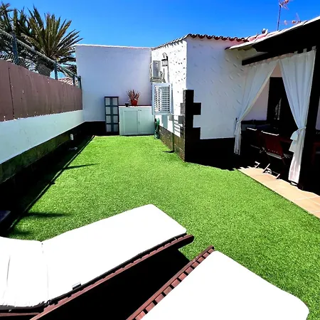 Host Yumbo - Private Terrace Aa